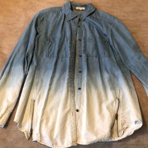 Women’s Ombré Button Down Tunic - Size Small